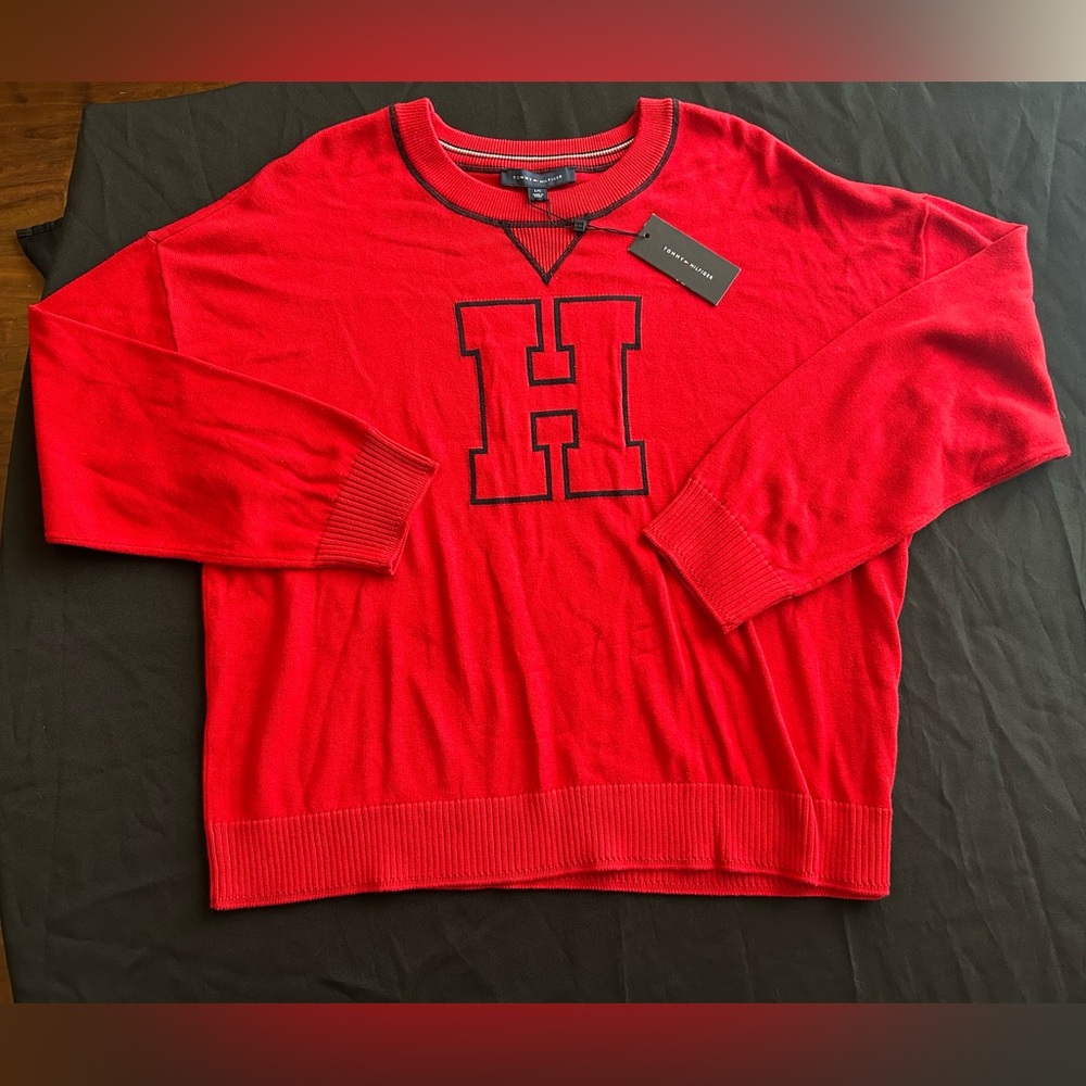Tommy Hilfiger Red Crewneck Sweater Vibrant Classic Design